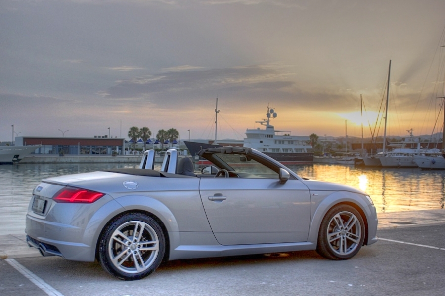 Audi TT roadster