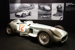 Subastado el Mercedes W196R de Fangio, el monoplaza de Fórmula 1 más caro de la historia