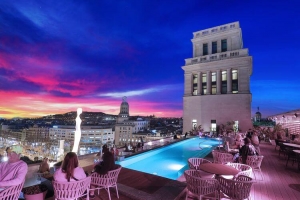 Las mejores terrazas de Barcelona: Sky Bar Plaza Catalunya