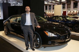 Ivan Capelli en el Espacio Cars Gallery de Maserati