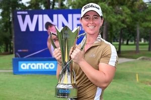 Nuria Iturrioz se impone en el Aramco Houston Championship Golf
