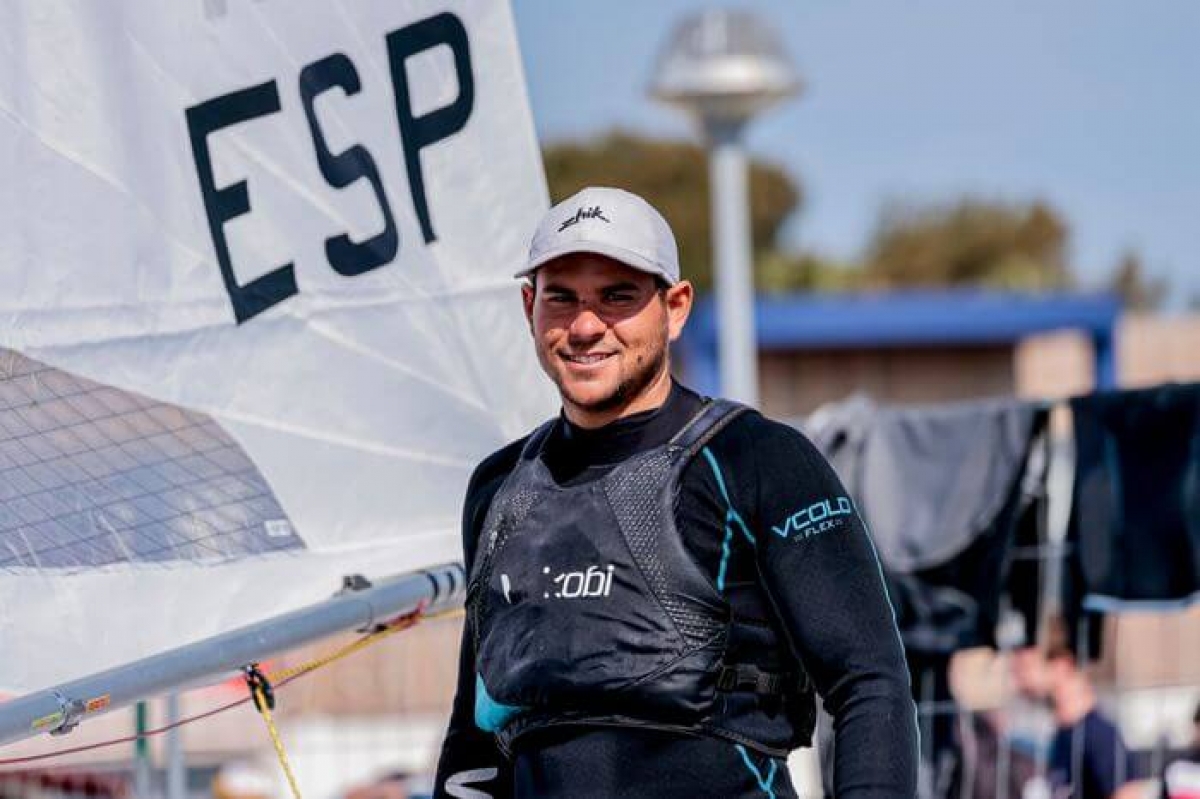 Joel Rodríguez conquista la plata en ILCA 7 en los Juegos Mediterráneos 2022