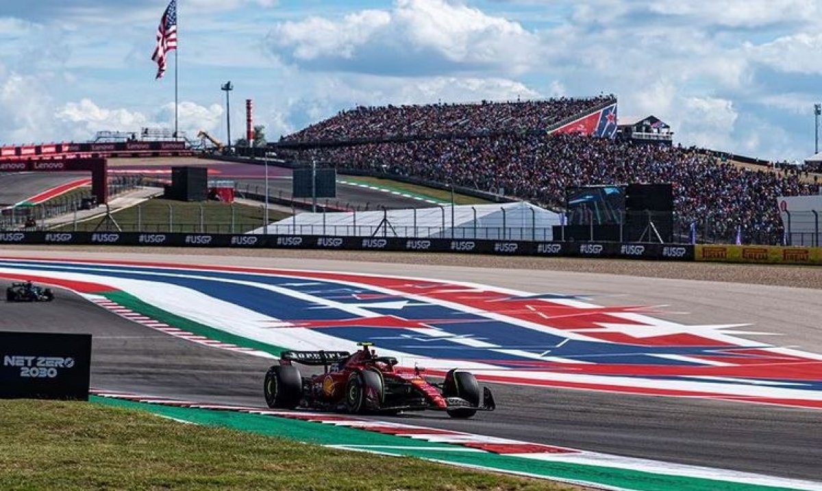 Carlos Sainz se sube al podio en el Gran Premio F1 de Estados Unidos