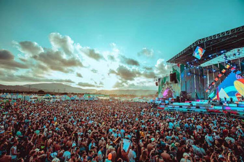 Reggaeton Beach Festival, el mayor evento musical en España