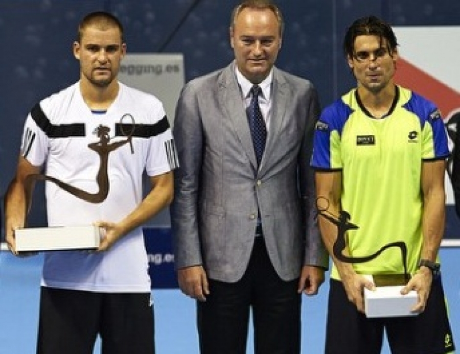 David Ferrer subcampeón del Valencia Open 500, Mijail Youzhny brillante vencedor