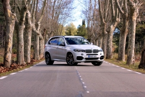 BMW X5 M50d