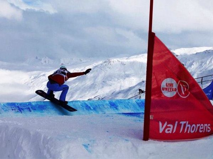Lucas Eguibar en la Copa del Mundo FIS SBX de Val Thorens