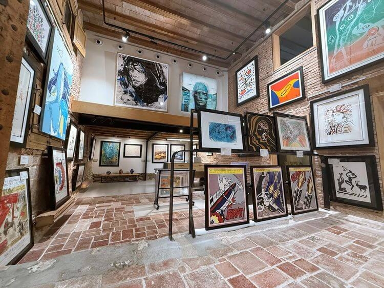 IBF4gallery inaugura espacio en El Born con la muestra Ellas